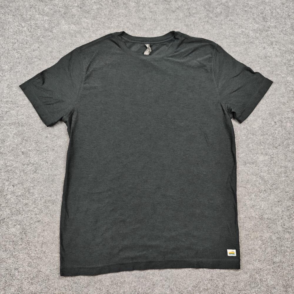 Vuori Shirt Mens Medium Gray Basic Crewneck Polyester Spandex Stretch Tee